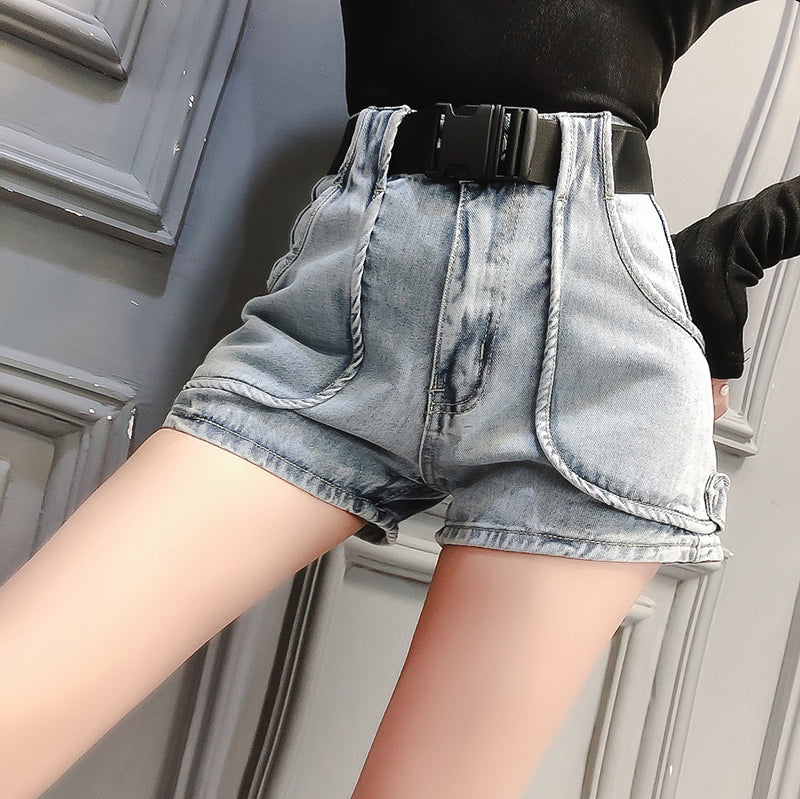 Three-dimensional pocket denim shorts